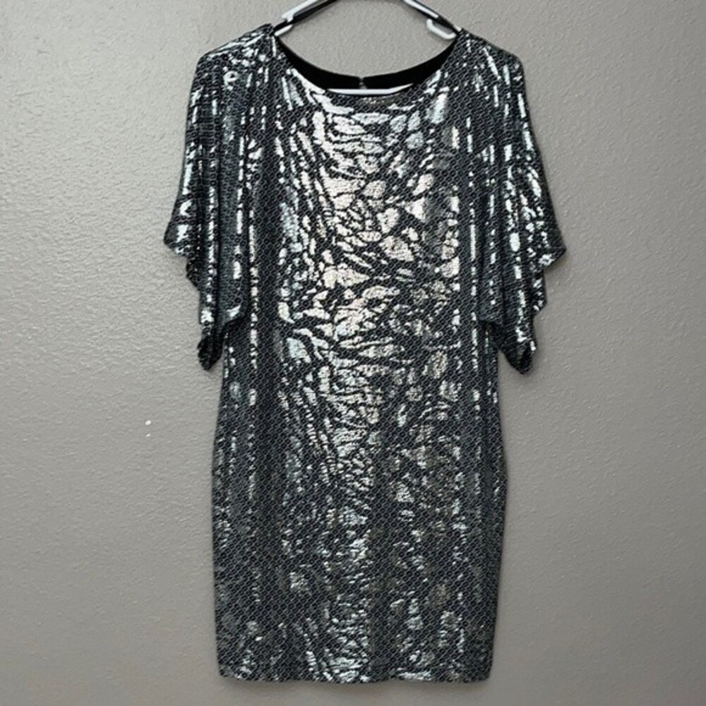 Hailey Logan by Adrianna Papell mini shift cocktail dress black metallic XS